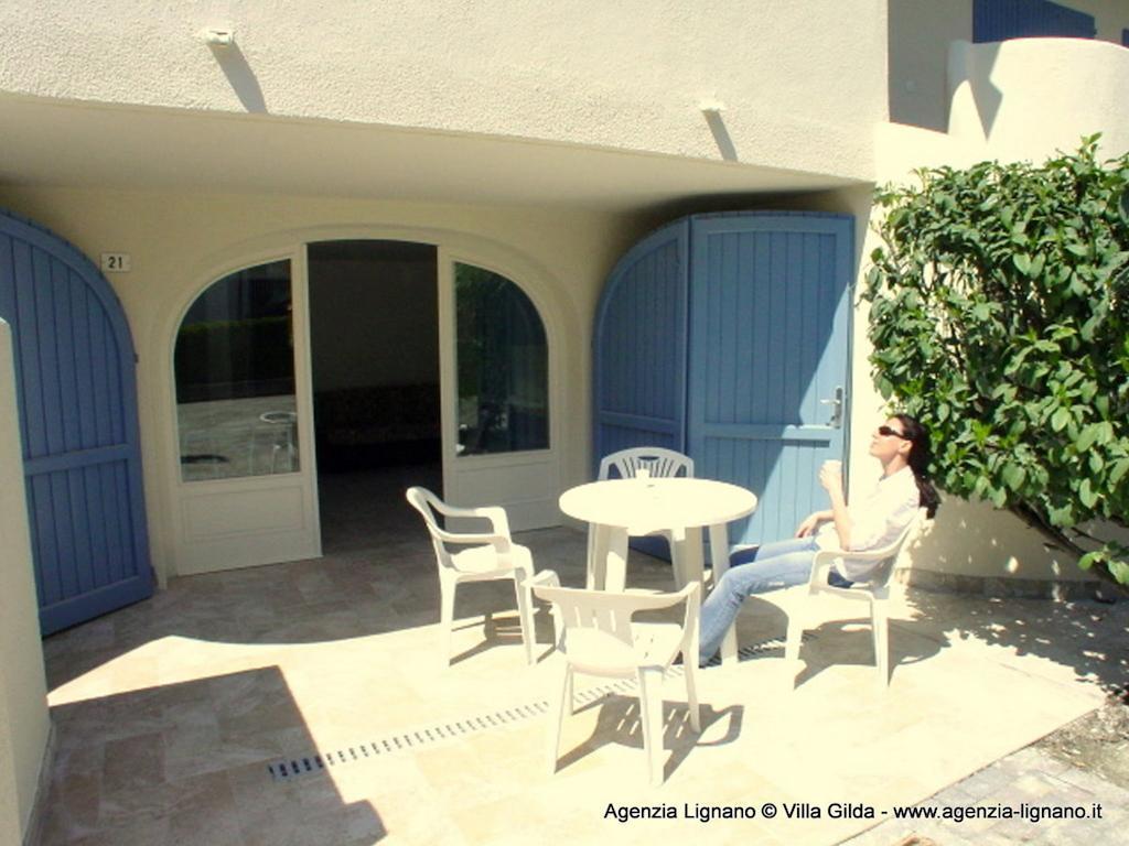 Flat In Lignano Riviera Διαμέρισμα Λινιάνο Σαμπιαντόρο Δωμάτιο φωτογραφία